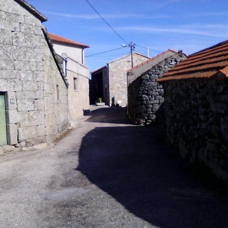 Villa Stone House Vila Real Esterno foto