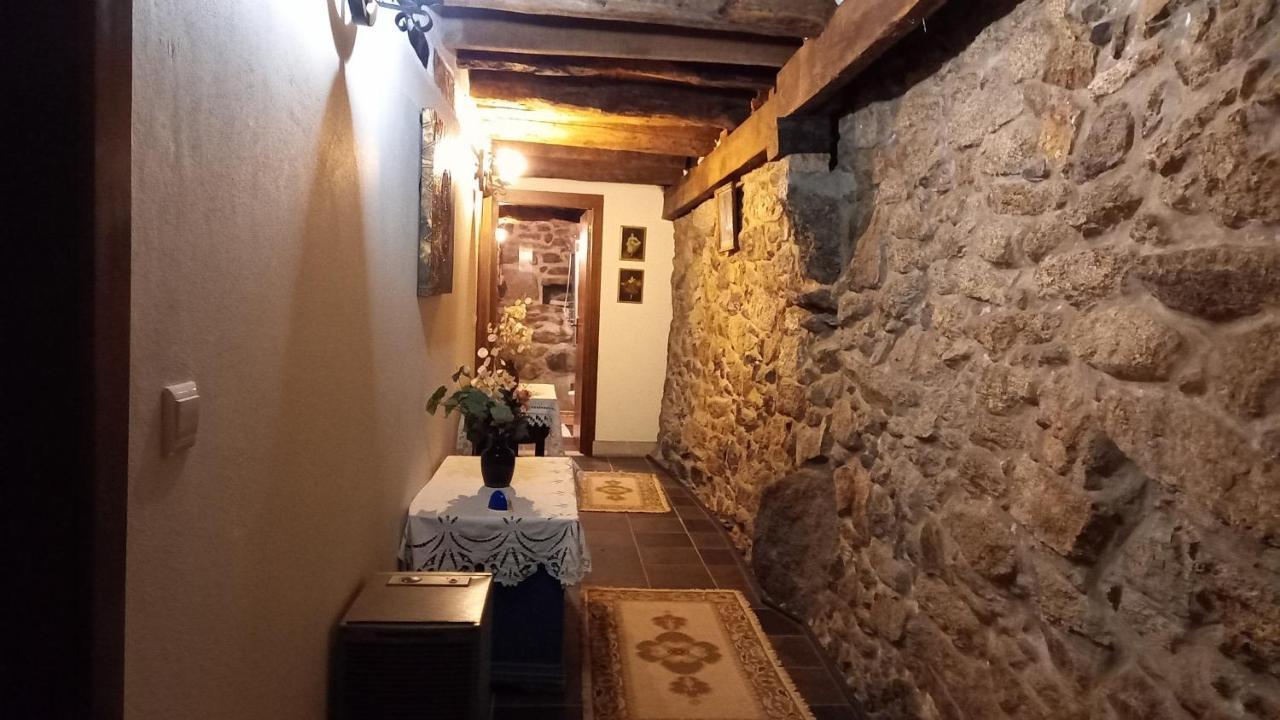 Villa Stone House Vila Real Esterno foto